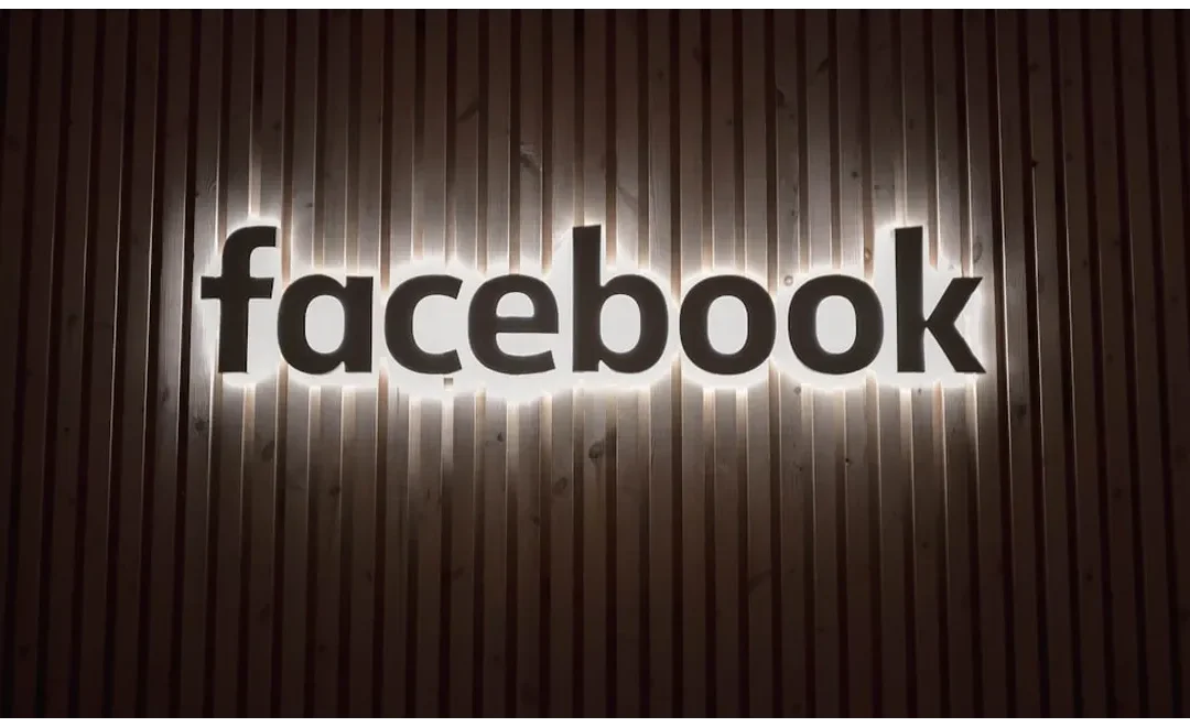 Turning Facebook Chatter into Product Gold!