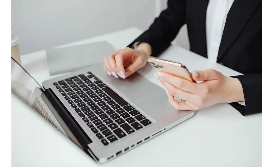 Diving Deep: Hyper-Personalised Email Courses and the Future of Learning