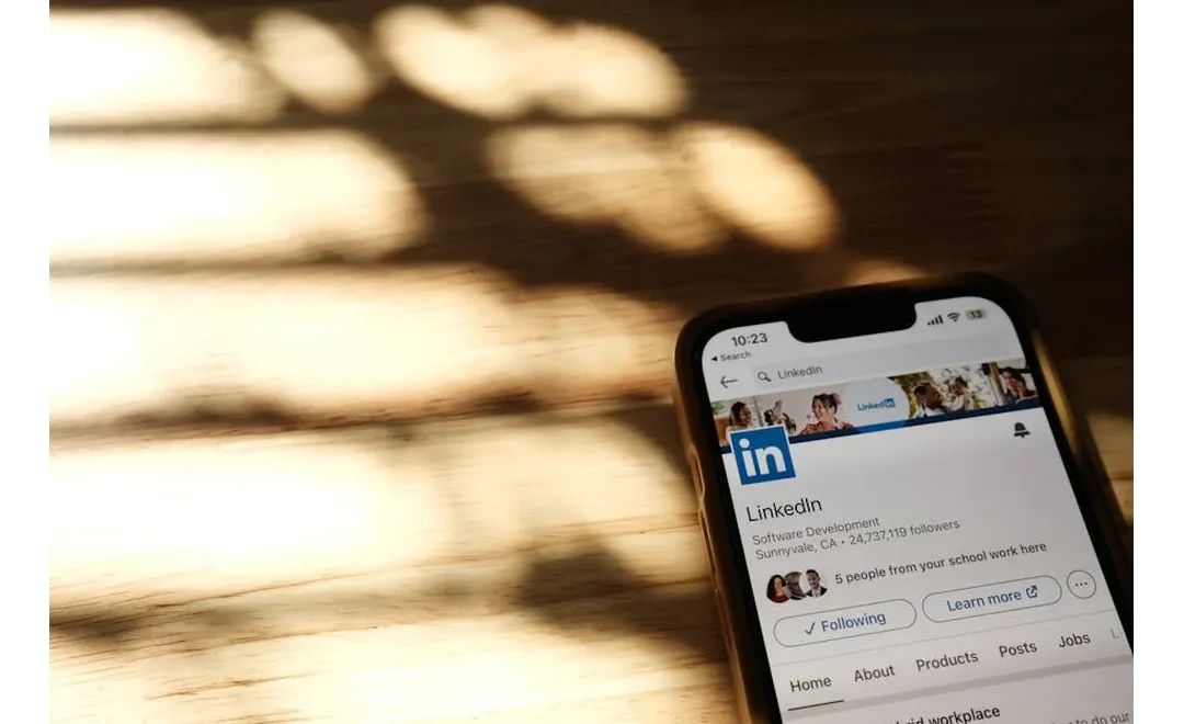 LinkedIn Badges: Level Up Your Business?