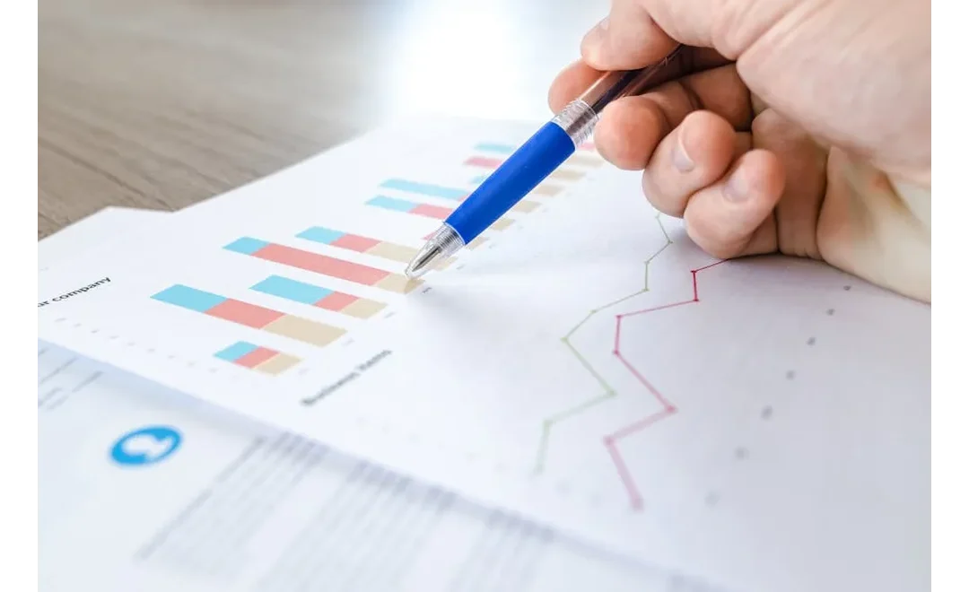 Decoding LinkedIn: Data-Driven Growth Strategies