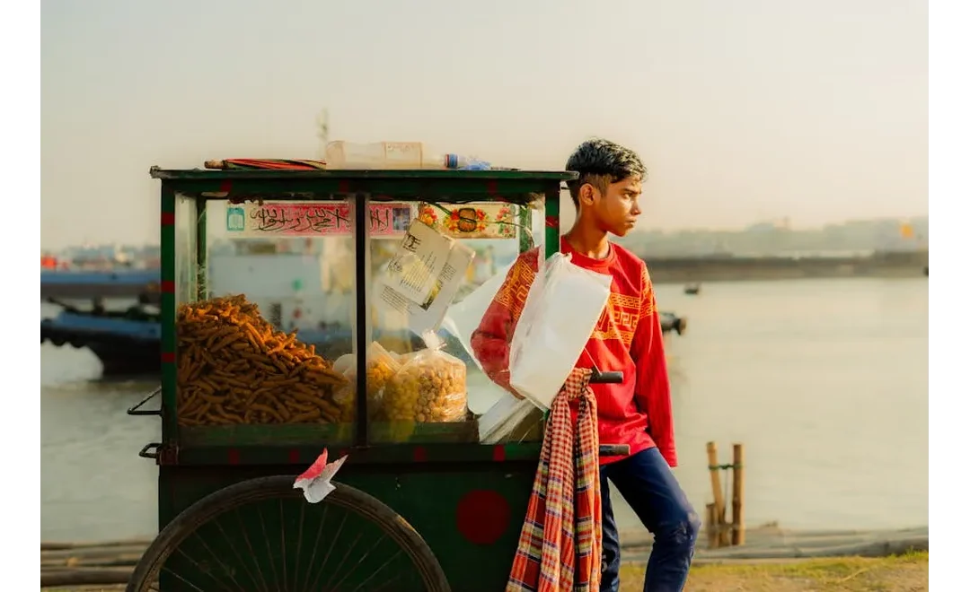 Hyperlocal Hustle: Beyond Postcodes & Pyschographics