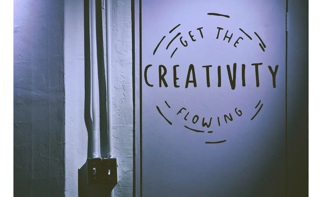 LinkedIn Ads: Cracking the Code with Dynamic Creative