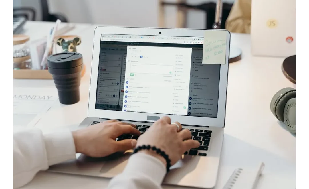 Dodging the Churn: AI-Powered Email Lifelines